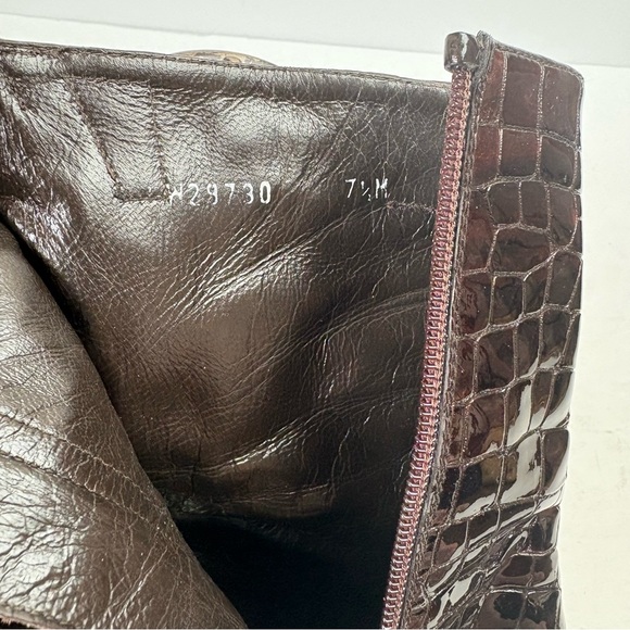 Women’s Stewart Weitzman Patent Leather Croc Pattern Boots Size 7.5 M Spain - Picture 11 of 12